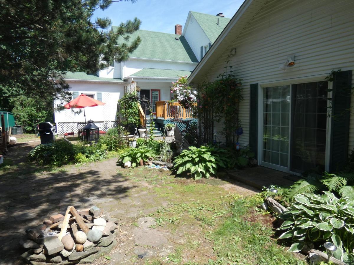 Bed & Breakfast Lacasa Enshediac