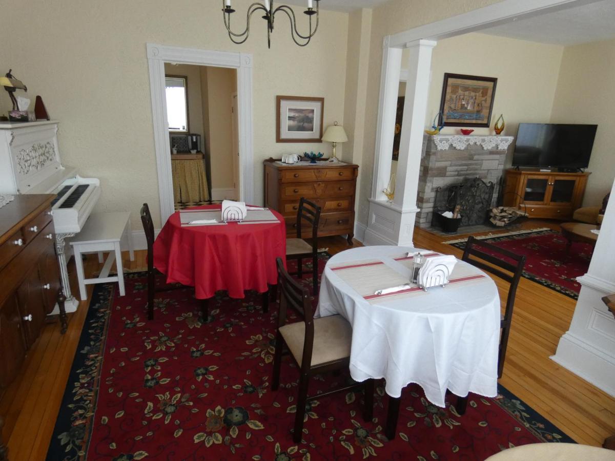 Lacasa Enshediac Bed & Breakfast